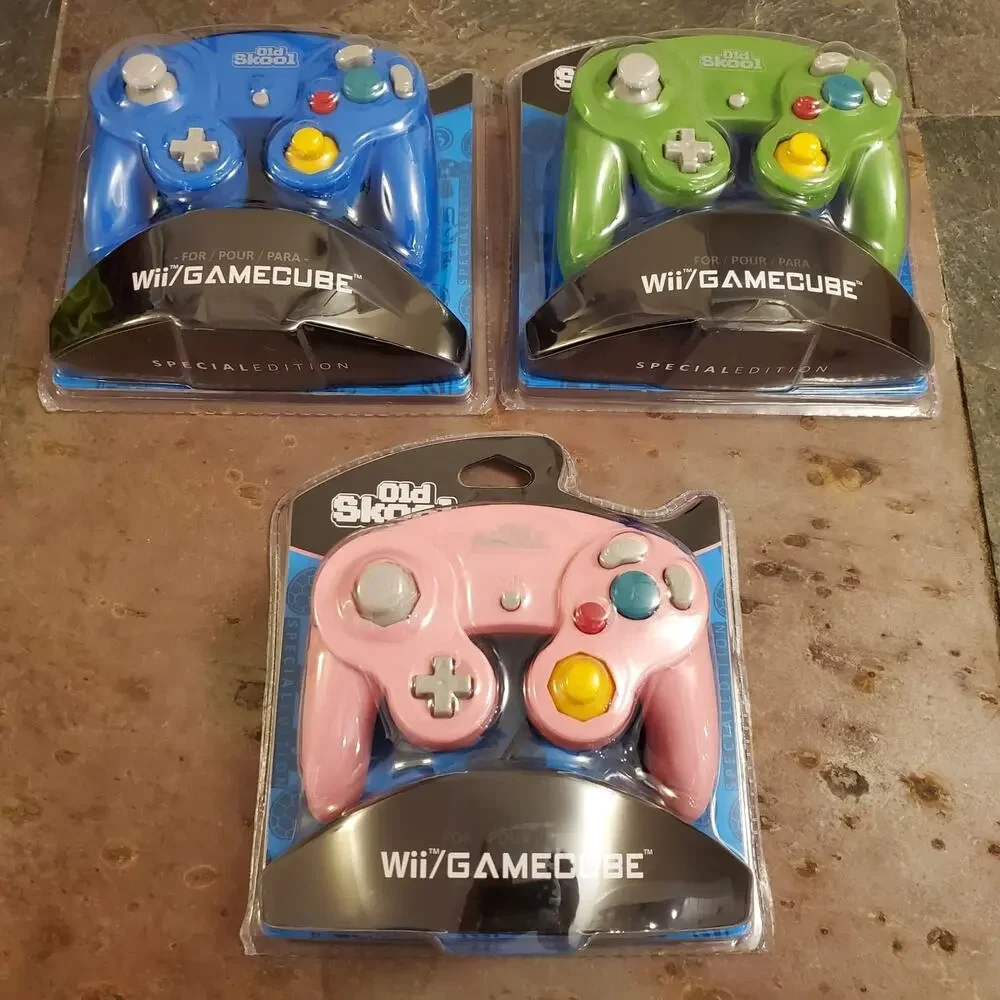 3 Gamecube Controllers - 3 Colors Bundle (NEW) - Pink Blue Green - Nintendo